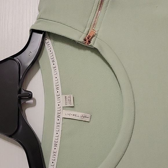 2 PC live well short set sz 22/24 - Picture 3 of 9